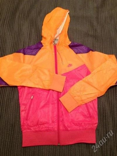 Лот: 2563692. Фото: 1. ветровка легкая Nike!. Верхняя одежда