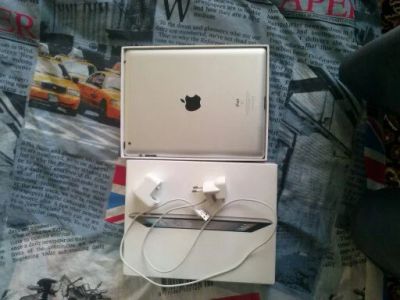 Лот: 3638759. Фото: 1. продам ipad 2. Планшеты