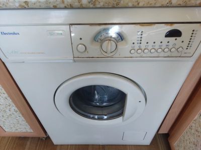 Лот: 25850540. Фото: 1. Стиральная машина бу Electrolux... Стиральные машины