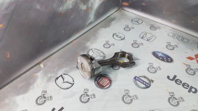 Лот: 23585140. Фото: 1. Поршень с шатуном Lexus RX350... Двигатель и элементы двигателя
