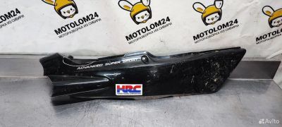 Лот: 22462974. Фото: 1. Пластик хвоста правый Honda VFR750F... Запчасти