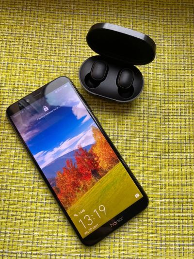 Лот: 16515396. Фото: 1. Honor 9 Lite 32+airdots+флешка... Смартфоны