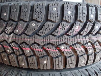 Лот: 9891053. Фото: 1. Bridgestone Blizzak Spike - 01... Шины