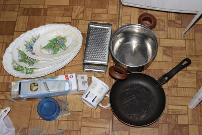 Лот: 6446338. Фото: 1. набор посуды. Другое (посуда, кухонная утварь)