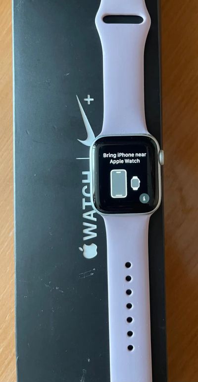 Лот: 21215636. Фото: 1. Смарт-часы Apple Watch Nike 4... Смарт-часы, фитнес-браслеты, аксессуары