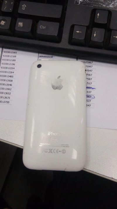Лот: 5287257. Фото: 1. iPhone 3 gs 32gb. Смартфоны