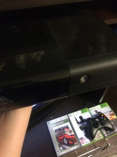 Лот: 8908817. Фото: 1. Xbox 360 E. Игровые приставки, консоли