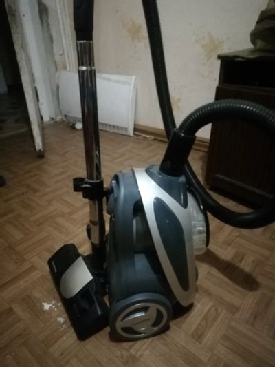 Лот: 14721044. Фото: 1. Пылесос. Пылесосы, паровые швабры