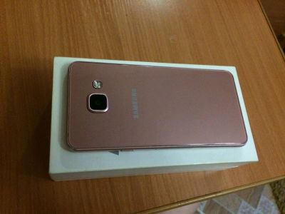 Лот: 11128710. Фото: 1. Samsung galaxy a3 2016 pink gold. Смартфоны