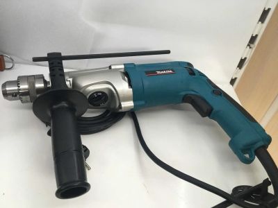 Лот: 15838684. Фото: 1. Дреь Makita HP2070 новая. Электроинструмент