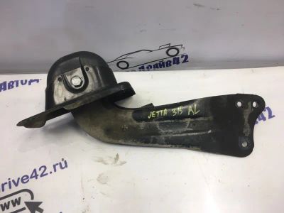 Лот: 21716568. Фото: 1. рычаг продольный Volkswagen Jetta... Двигатель и элементы двигателя