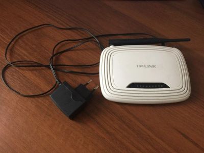 Лот: 10853671. Фото: 1. Роутер TP-LINK TL-WR740N. Маршрутизаторы (роутеры)