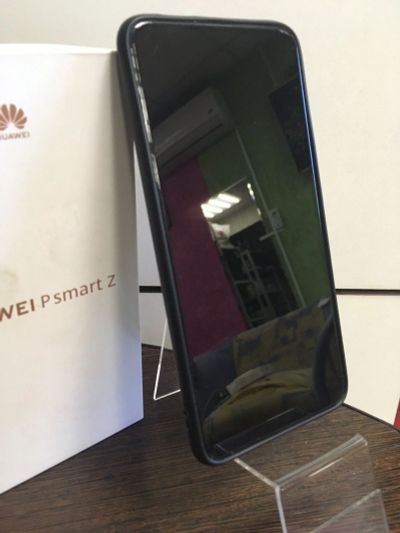 Лот: 18004736. Фото: 1. Смартфон Huawei P Smart Z. Смартфоны