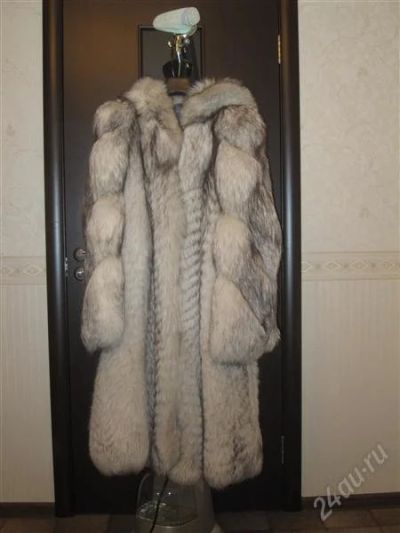 Лот: 1389308. Фото: 1. Шуба песцовая с капюшоном не дорого. Верхняя одежда