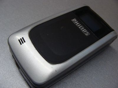 Лот: 12815018. Фото: 1. Телефон Philips Xenium 9@9c. Кнопочные мобильные телефоны