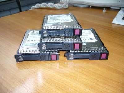 Лот: 3289653. Фото: 1. Четыре жестких диска HP SAS 146... Жёсткие диски (HDD)