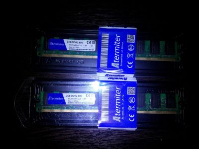 Лот: 10814876. Фото: 1. Оперативная память DDR2 2x2GB... Оперативная память