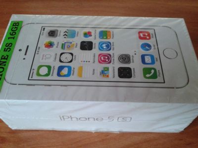 Лот: 3535897. Фото: 1. Продам Apple iPhone 5S, 16gb,белый... Смартфоны