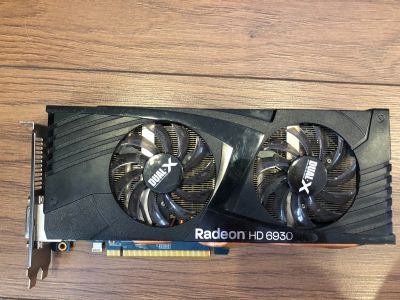 Лот: 15343940. Фото: 1. Sapphire Radeon HD 6930. Видеокарты