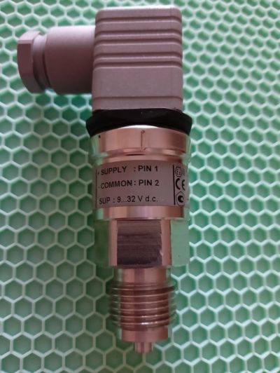 Лот: 25524118. Фото: 1. Датчик давления Danfoss. Cистемы контроля и управления доступом (СКУД)