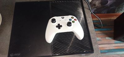 Лот: 17090595. Фото: 1. Xbox One 1000гб. Игровые приставки, консоли