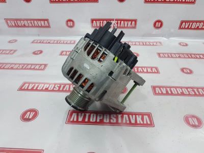 Лот: 20901013. Фото: 1. Генератор Nissan Qashqai J11 MR20DD... Двигатель и элементы двигателя