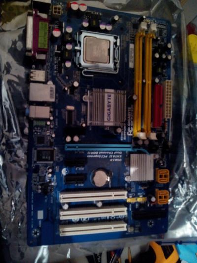 Лот: 3715548. Фото: 1. Материнская плата Gigabyte GA-P31-S3G... Материнские платы