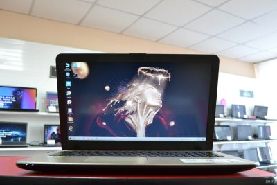 Лот: 15872698. Фото: 1. Asus X541U (15,6"/intel Core i3-6006U... Ноутбуки