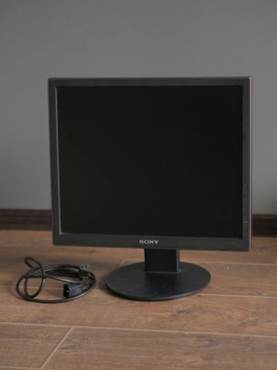 Лот: 16812977. Фото: 1. Монитор Sony SDM-S95D. ЖК-мониторы