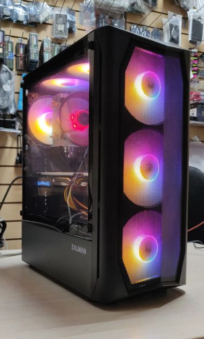 Лот: 20228036. Фото: 1. Компьютер для игр/i5-7400/16GbDDR4... Компьютеры в сборе