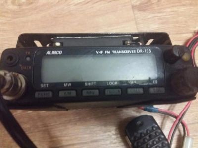 Лот: 8868551. Фото: 1. Радиостанция автомобильная Alinco... Рации, радиостанции