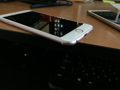 Лот: 9695067. Фото: 1. iPhone 6S plus. Смартфоны