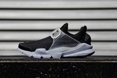 Лот: 9166424. Фото: 1. sock dart nike Кроссовки красноярск. Кеды, кроссовки, слипоны