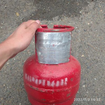 Лот: 19219987. Фото: 1. Газовый баллон 5 литров. Портативные газовые плиты и горелки
