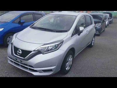 Лот: 21055976. Фото: 1. Автомобиль. Автомобили