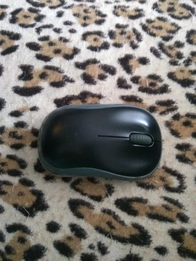 Лот: 8915211. Фото: 1. Мышь беспроводная Logitech M185. Клавиатуры и мыши