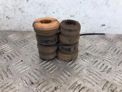 Лот: 24347181. Фото: 1. отбойник toyota corolla E150. Двигатель и элементы двигателя