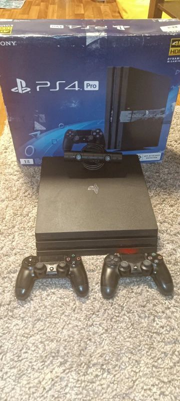 Лот: 20834105. Фото: 1. Ps4 pro. Игровые приставки, консоли
