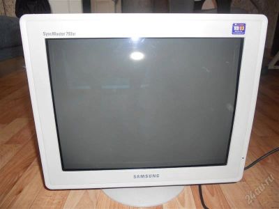 Лот: 1716158. Фото: 1. Монитор Samsung 17" Sunc Master... ЭЛТ-мониторы