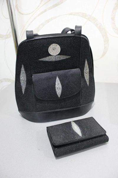 Лот: 6556403. Фото: 1. Сумка из кожи ската. Сумки