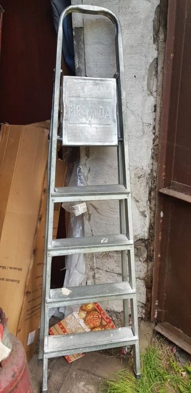 Лот: 17776433. Фото: 1. стремянка. Стремянки, подмости, строительные леса