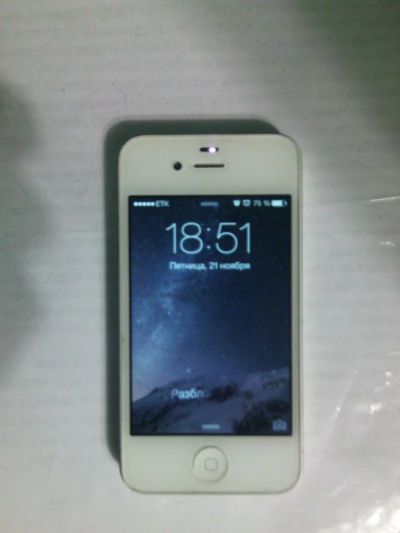 Лот: 4779099. Фото: 1. Продам iPhone 4s 16 гб в идеальном... Смартфоны