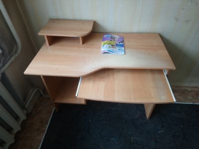 Лот: 12587157. Фото: 1. Компьютерный стол. Компьютерные и письменные столы