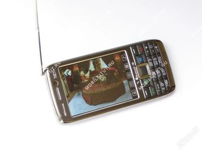 Лот: 117484. Фото: 1. Телефон NOKIA TV E71. Кнопочные мобильные телефоны