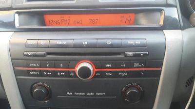Лот: 6808836. Фото: 1. Штатная магнитола mazda 3 axela... Автомагнитолы