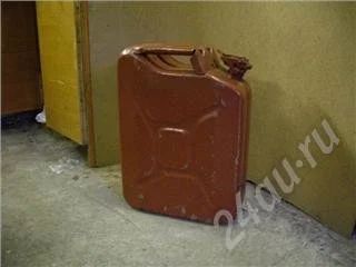 Лот: 41310. Фото: 1. канистра металлическая 20л. Красноярск
