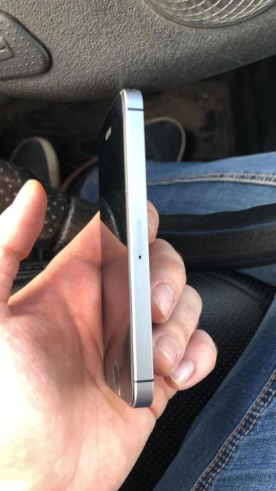 Лот: 11461023. Фото: 1. iPhone se 32gb. Смартфоны