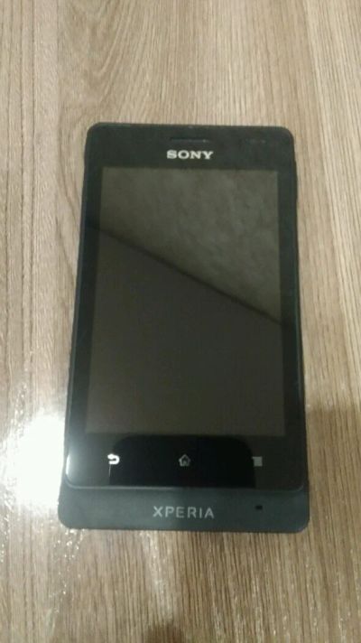 Лот: 8955670. Фото: 1. Sony Xperia Go ST27i не видит... Смартфоны