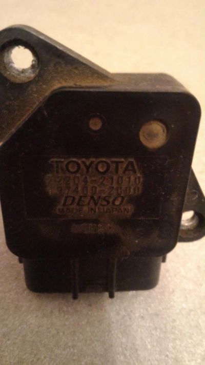 Лот: 7620784. Фото: 1. Датчик расхода воздуха Toyota... Двигатель и элементы двигателя