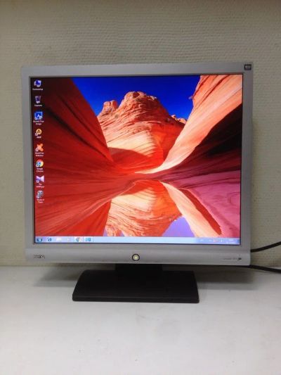 Лот: 10545818. Фото: 1. ЖК монитор BenQ G700AD 17" (1280x1024... ЖК-мониторы